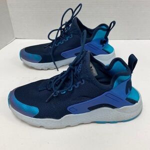 Women’s Nike Huarache Ultra Run RS